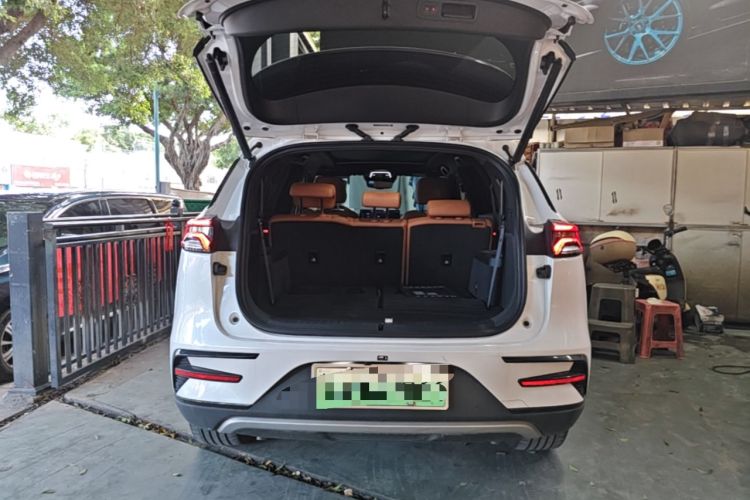 Used BYD Tang New Energy 2023 DM-i Champion Edition 112KM Prestige Model Trunk