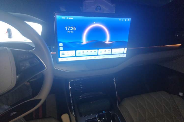 Used BYD Tang New Energy 2024 DM-i Glory Edition 112KM Prestige Model Audio And AC Panel