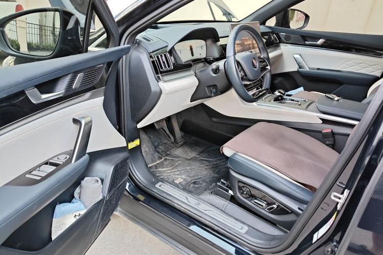 Used BYD Tang New Energy 2024 EV Glory Edition 635KM All-Wheel-Drive Flagship Model Driver Seat
