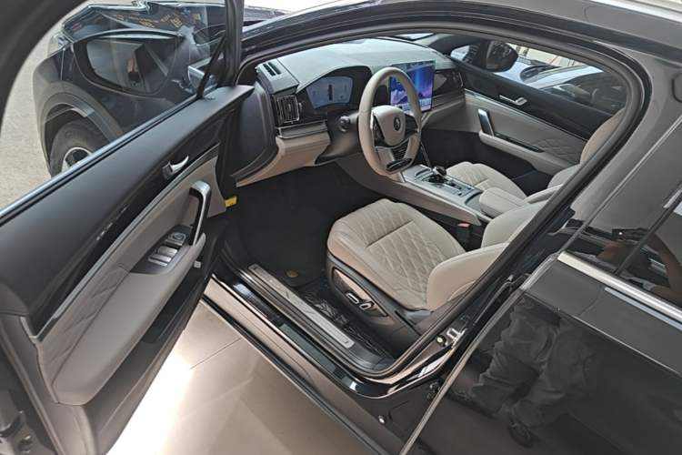 Used BYD Tang New Energy 2024 DM-i Glory Edition 112KM Prestige Model Driver Seat