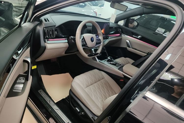 Used BYD Tang New Energy 2024 DM-i Glory Edition 112KM Prestige Model Driver Seat
