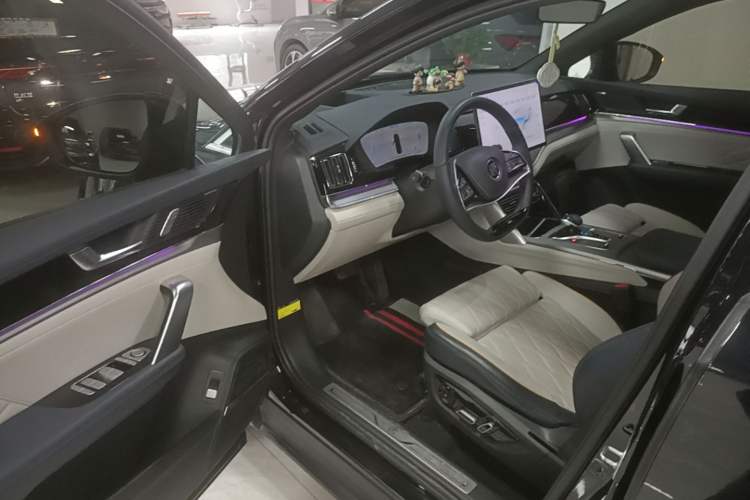 Used BYD Tang New Energy 2024 EV Glory Edition 600KM Premium Model Driver Seat
