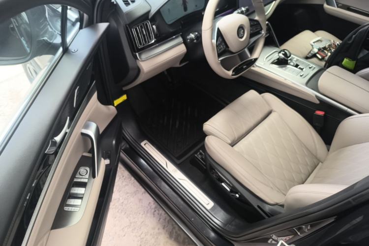 Used BYD Tang New Energy 2024 DM-i Glory Edition 112KM Flagship Model Driver Seat