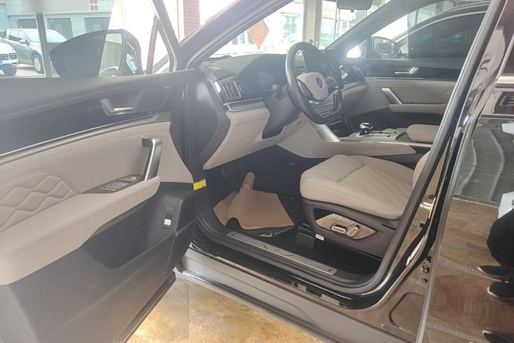 Used BYD Tang New Energy 2024 DM-i Glory Edition 112KM Prestige Model Driver Seat