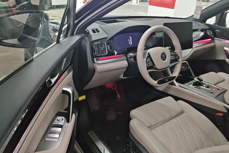 Used BYD Tang New Energy 2024 DM-i Glory Edition 112KM Flagship Model Driver Seat
