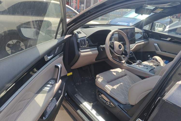 Used BYD Tang New Energy 2024 EV Champion Edition 600KM Deluxe Model Driver Seat