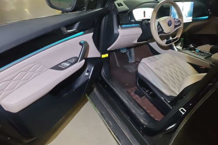 Used BYD Tang New Energy 2024 DM-i Glory Edition 112KM Prestige Model Driver Seat