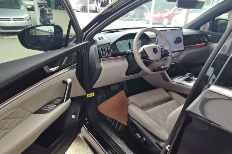 Used BYD Tang New Energy 2024 DM-i Glory Edition 112KM Flagship Model Driver Seat