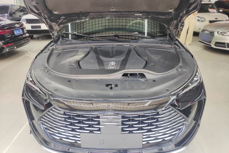Used BYD Tang New Energy 2024 DM-i Glory Edition 112KM Prestige Model Engine Bay