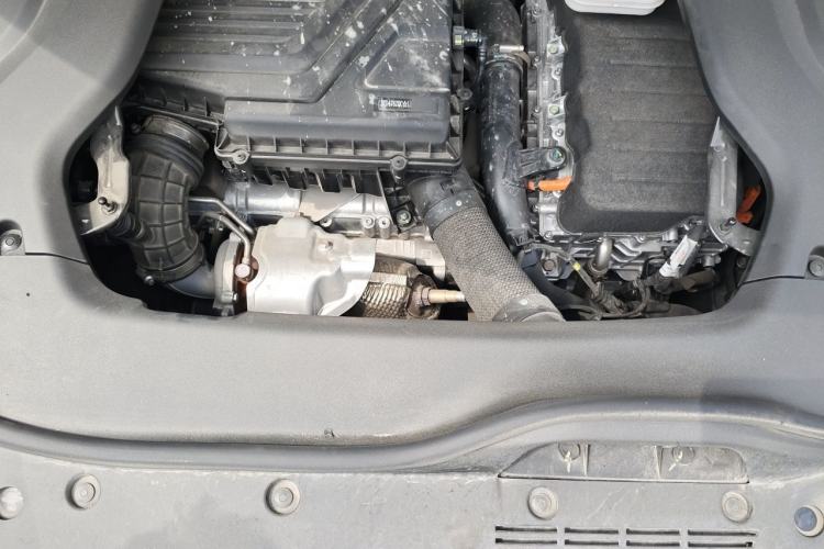 Used BYD Tang New Energy 2024 DM-i Glory Edition 112KM Flagship Model Engine Bay