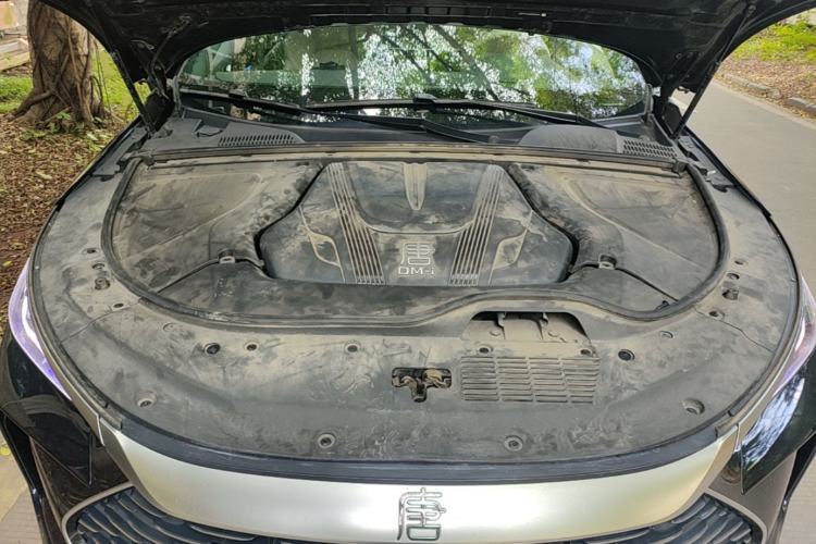 Used BYD Tang New Energy 2024 DM-i Glory Edition 112KM Flagship Model Engine Bay