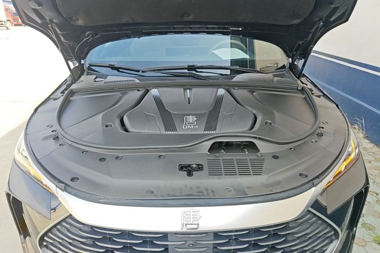Used BYD Tang New Energy 2024 DM-i Glory Edition 112KM Prestige Model Engine Bay