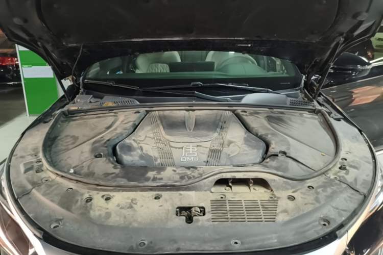 Used BYD Tang New Energy 2024 DM-i Glory Edition 112KM Prestige Model Engine Bay