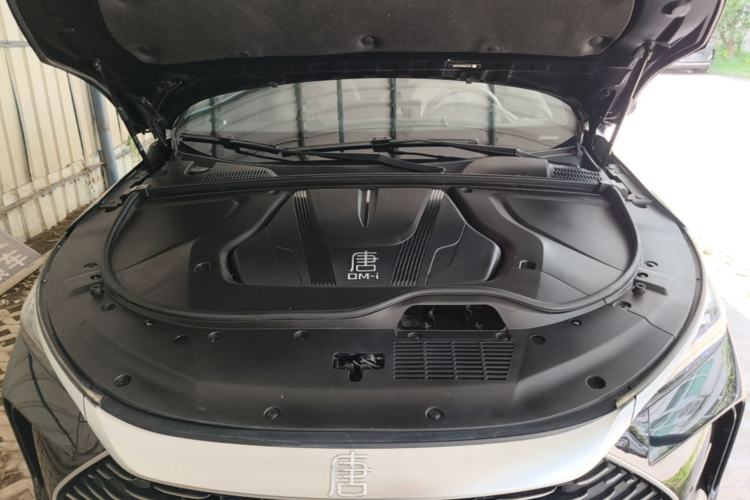 Used BYD Tang New Energy 2024 DM-i Glory Edition 112KM Flagship Model Engine Bay