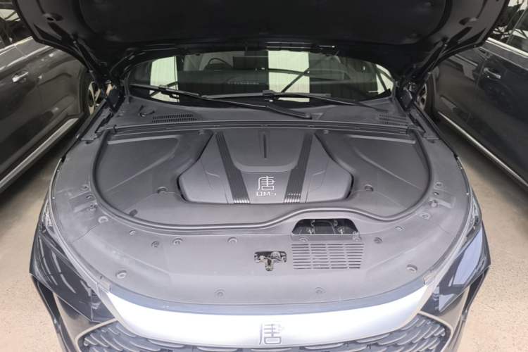 Used BYD Tang New Energy 2024 DM-i Glory Edition 112KM Flagship Model Engine Bay