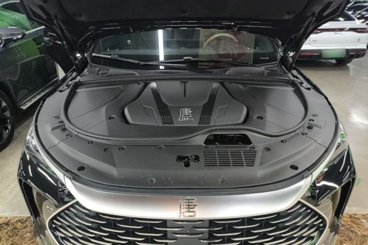 Used BYD Tang New Energy 2024 DM-i Glory Edition 112KM Prestige Model Engine Bay