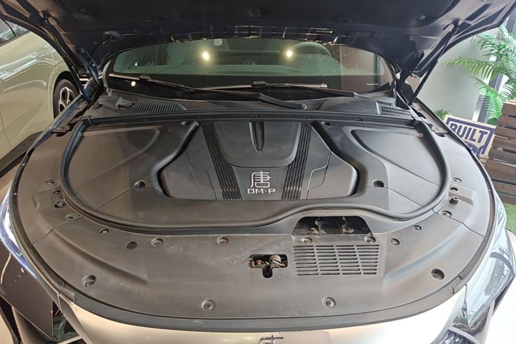 Used BYD Tang New Energy 2024 DM-p Glory Edition 215KM All-Wheel-Drive Premium Model Engine Bay