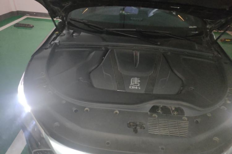 Used BYD Tang New Energy 2024 DM-i Glory Edition 112KM Prestige Model Engine Bay Right