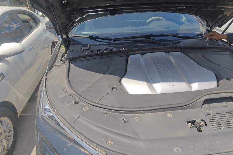 Used BYD Tang New Energy 2024 EV Champion Edition 600KM Deluxe Model Engine Bay Right