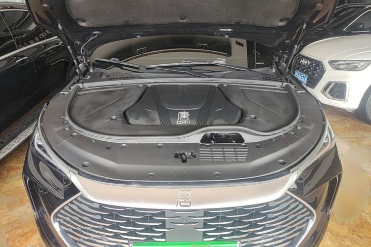 Used BYD Tang New Energy 2024 DM-i Glory Edition 112KM Prestige Model Engine Bay