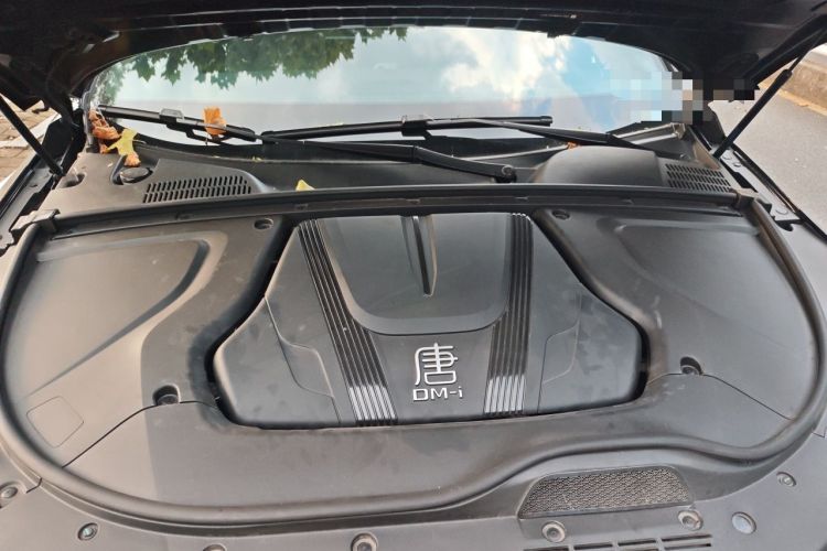 Used BYD Tang New Energy 2024 DM-i Glory Edition 200KM Flagship Model Engine Bay