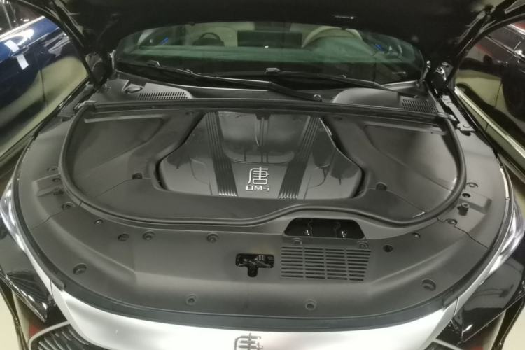 Used BYD Tang New Energy 2024 DM-i Glory Edition 112KM Prestige Model Engine Bay