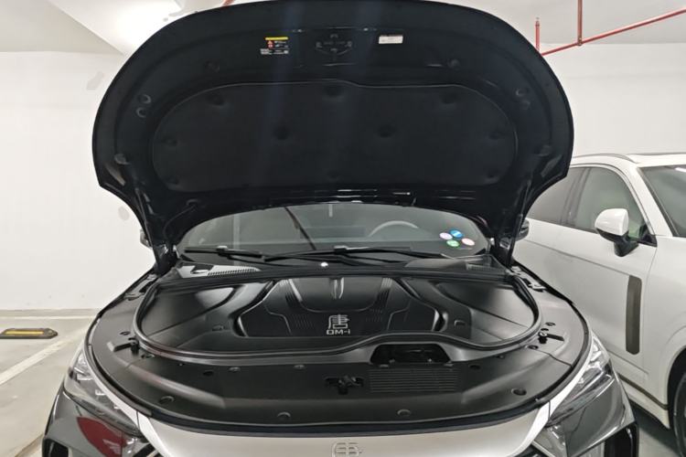 Used BYD Tang New Energy 2024 DM-i Glory Edition 112KM Flagship Model Engine Bay