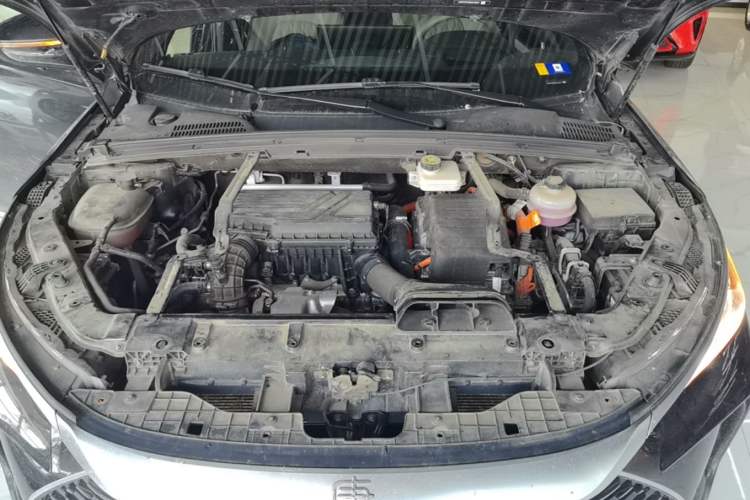 Used BYD Tang New Energy 2024 DM-i Glory Edition 112KM Flagship Model Engine Bay