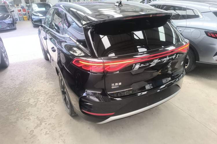 Used BYD Tang New Energy 2024 DM-i Glory Edition 112KM Flagship Model Exterior 2