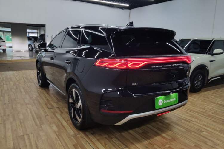 Used BYD Tang New Energy 2024 DM-i Glory Edition 112KM Prestige Model Exterior 2