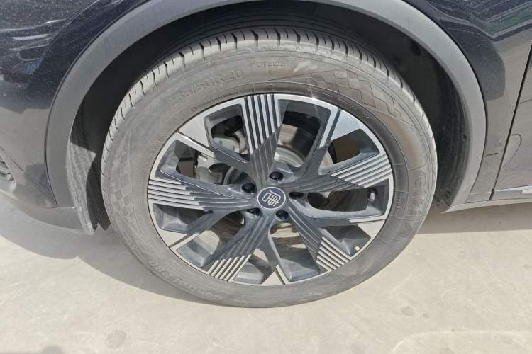 Used BYD Tang New Energy 2024 DM-i Glory Edition 112KM Flagship Model Exterior 4