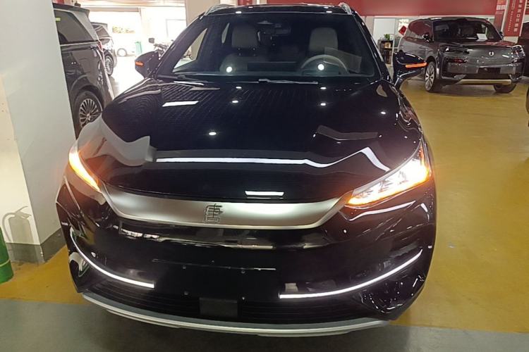 Used BYD Tang New Energy 2024 EV Champion Edition 730KM Deluxe Model Front