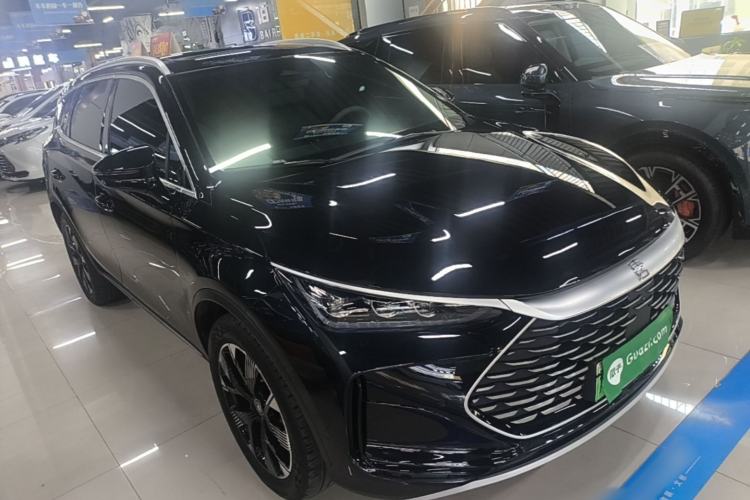 Used BYD Tang New Energy 2024 DM-i Glory Edition 112KM Flagship Model Front Right 45 Deg
