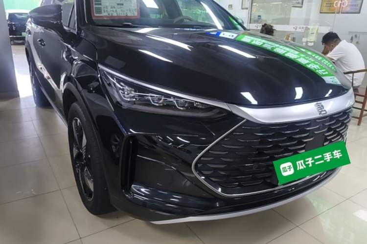 Used BYD Tang New Energy 2024 DM-i Glory Edition 112KM Prestige Model Front Right 45 Deg