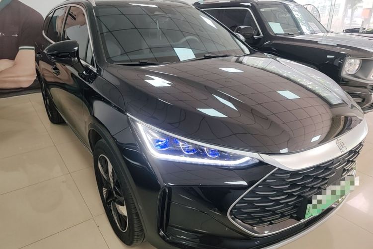 Used BYD Tang New Energy 2024 DM-i Glory Edition 112KM Prestige Model Front Right 45 Deg