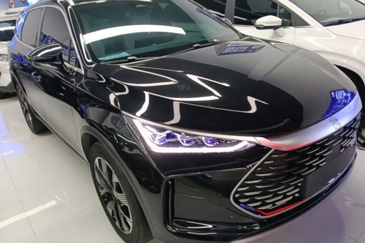 Used BYD Tang New Energy 2024 DM-i Glory Edition 112KM Flagship Model Front Right 45 Deg