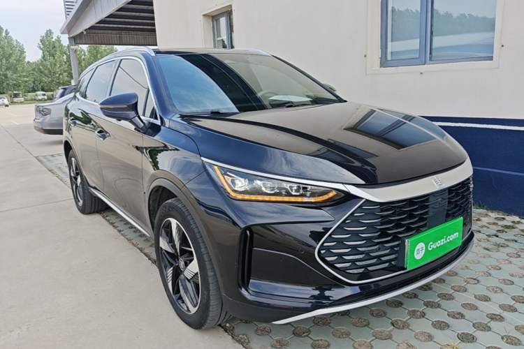 Used BYD Tang New Energy 2024 DM-i Glory Edition 112KM Prestige Model Front Right 45 Deg