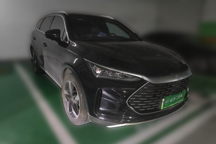 Used BYD Tang New Energy 2024 DM-i Glory Edition 112KM Prestige Model Front Right 45 Deg
