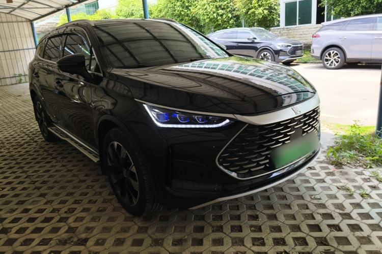 Used BYD Tang New Energy 2024 DM-i Glory Edition 112KM Flagship Model Front Right 45 Deg