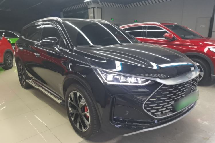 Used BYD Tang New Energy 2024 DM-p Glory Edition 215KM All-Wheel-Drive Premium Model Front Right 45 Deg