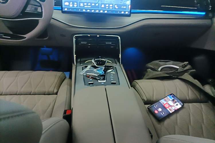 Used BYD Tang New Energy 2024 DM-i Glory Edition 200KM Flagship Model Gear Lever