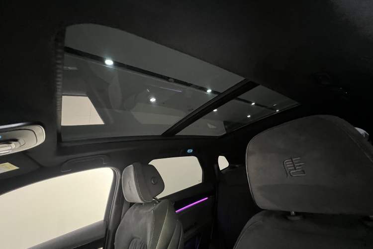 Used BYD Tang New Energy 2024 DM-p War God Edition Headliner