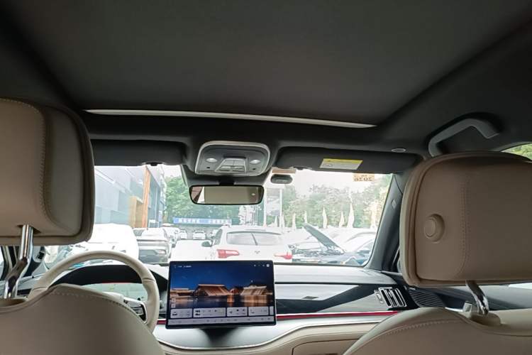 Used BYD Tang New Energy 2024 EV Glory Edition 600KM Premium Model Headliner