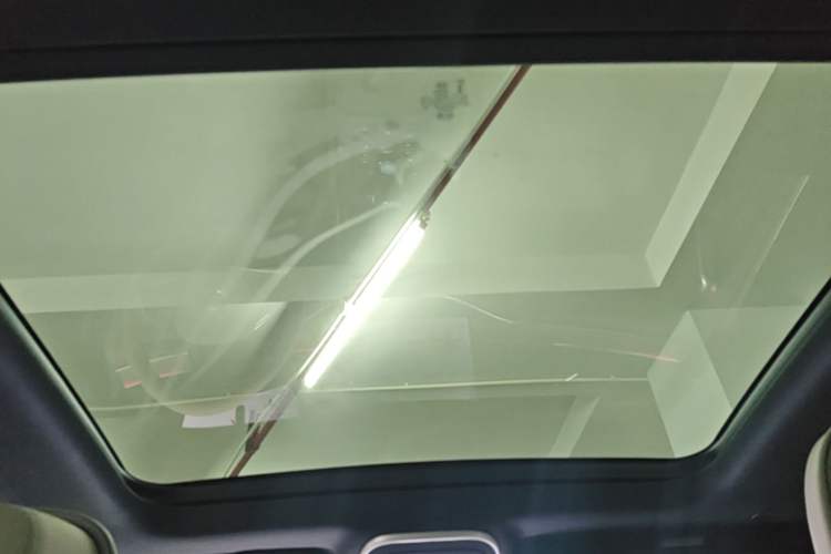 Used BYD Tang New Energy 2024 DM-i Glory Edition 112KM Flagship Model Headliner