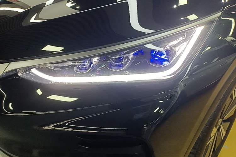 Used BYD Tang New Energy 2024 EV Glory Edition 600KM Premium Model Left Front Headlight