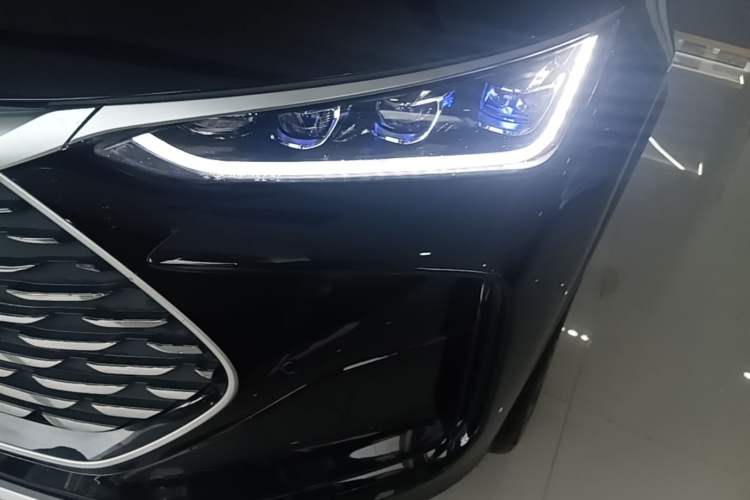 Used BYD Tang New Energy 2024 DM-p Glory Edition 215KM All-Wheel-Drive Premium Model Left Front Headlight