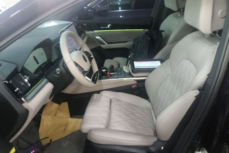Used BYD Tang New Energy 2024 DM-i Glory Edition 112KM Flagship Model Left Front Seat