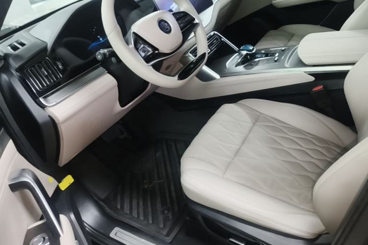 Used BYD Tang New Energy 2024 DM-i Glory Edition 112KM Prestige Model Left Front Seat