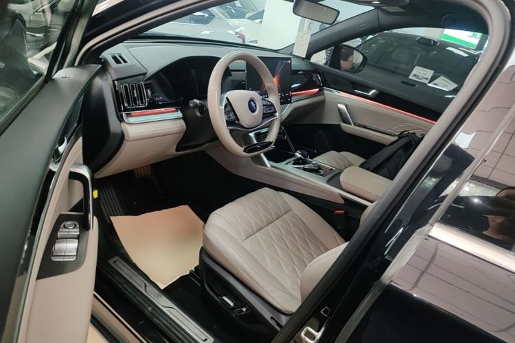 Used BYD Tang New Energy 2024 DM-i Glory Edition 112KM Prestige Model Left Front Seat