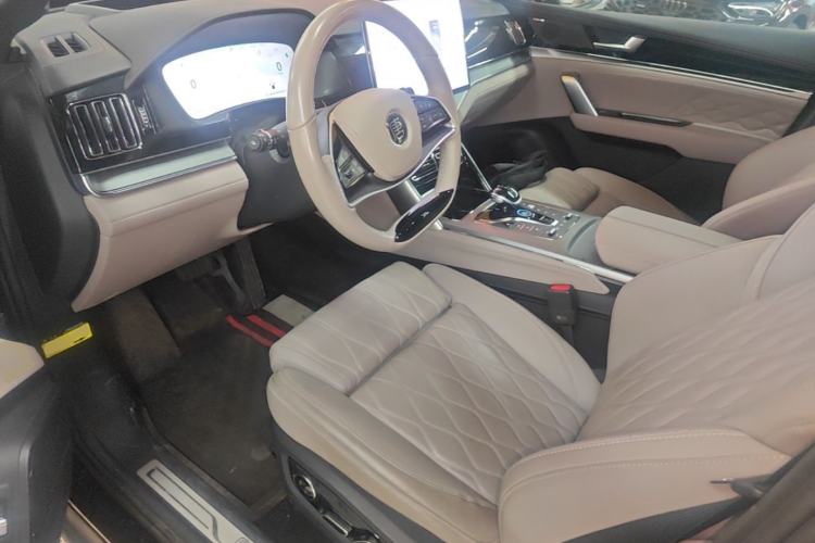 Used BYD Tang New Energy 2024 DM-p Champion Edition 215 km All-Wheel-Drive Flagship Model Left Front Seat